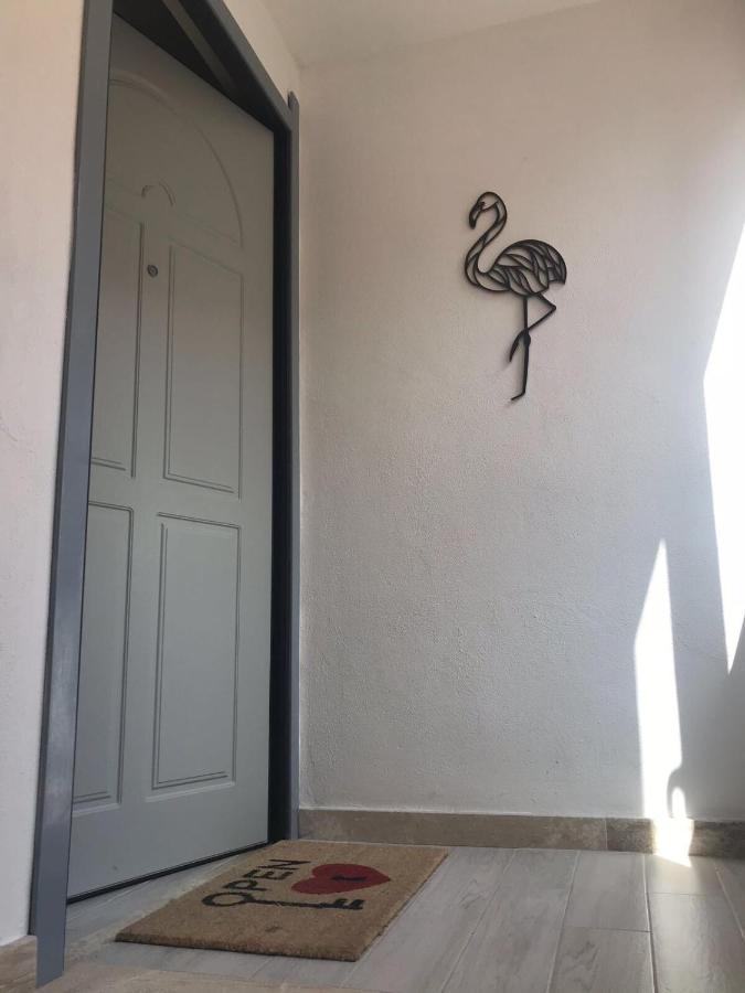 Flamingo Luxury Apartment Ajpsardinia Кальяри Экстерьер фото