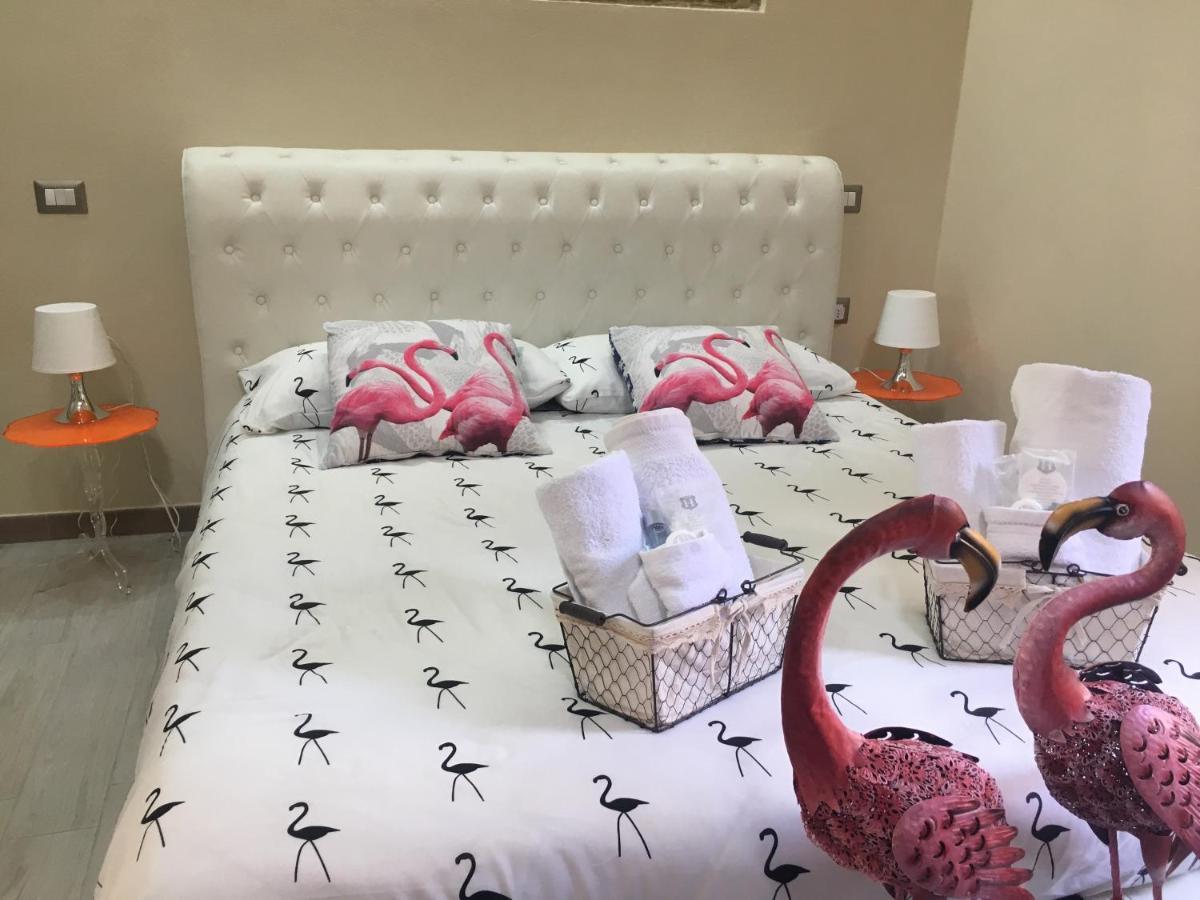 Flamingo Luxury Apartment Ajpsardinia Кальяри Экстерьер фото